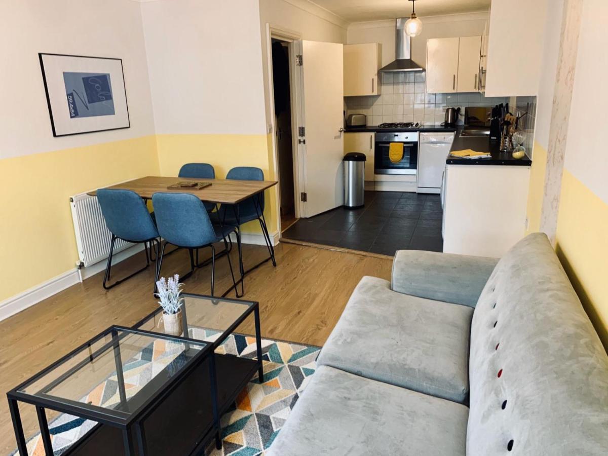 Koala & Tree - Renovated 2 Bed Apartment In City Centre - Short Lets & Serviced Accommodation Cambridge Kültér fotó