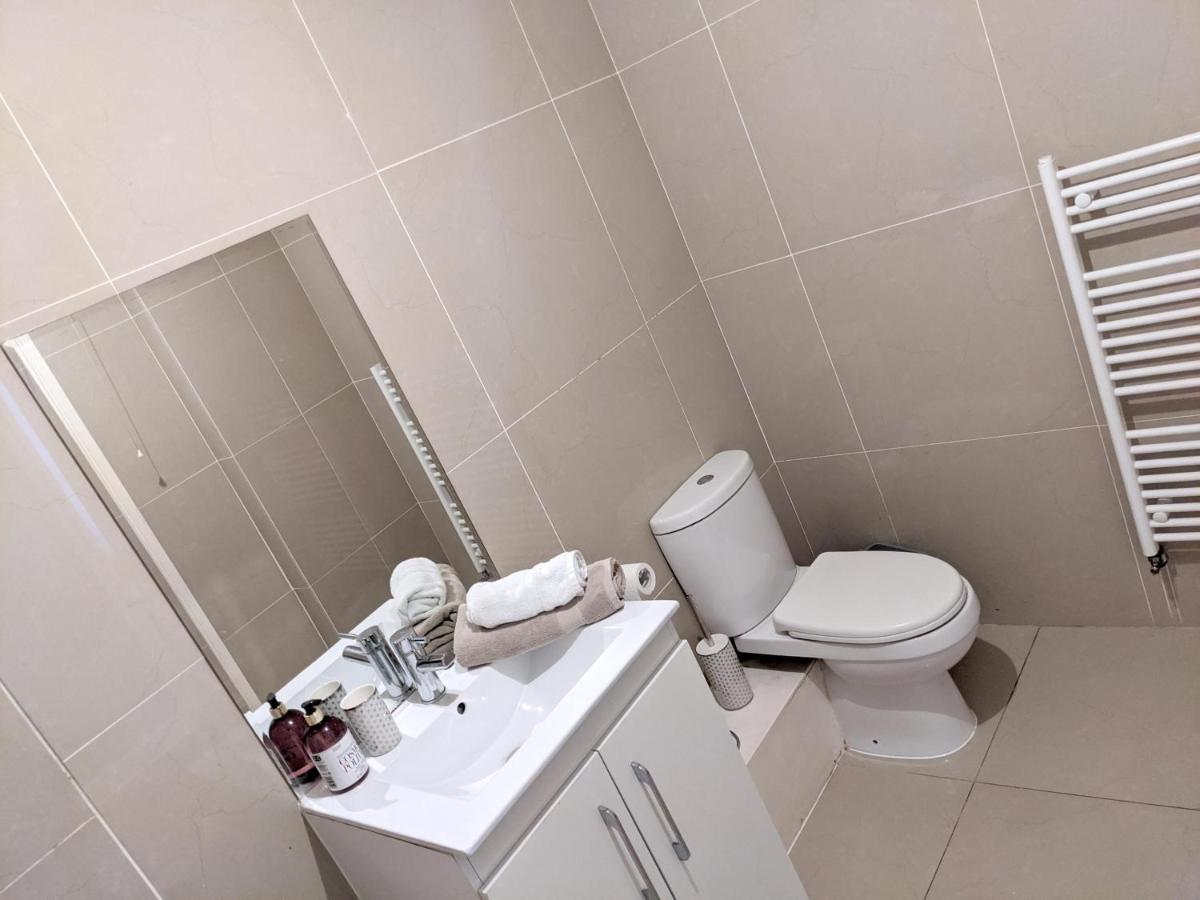 Koala & Tree - Renovated 2 Bed Apartment In City Centre - Short Lets & Serviced Accommodation Cambridge Kültér fotó